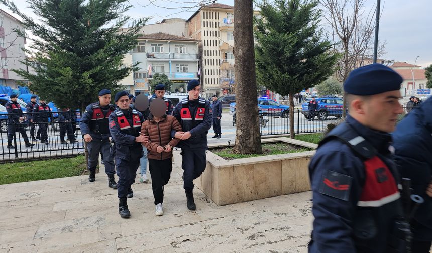 Banka hesabı kiralayıp dolandırıcılara gönderenlere operasyon