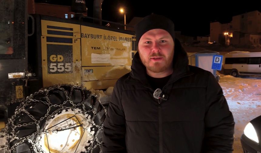 Bayburt'ta kar ve tipide mahsur kalan TIR şoförünü ekipler kurtardı