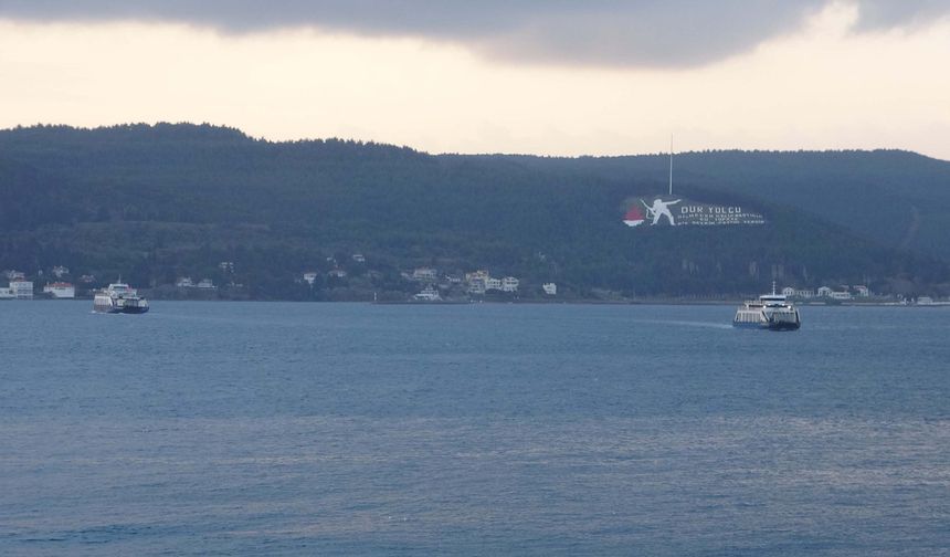 Bozcaada feribot seferleri iptal edildi