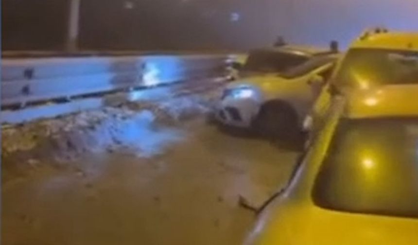 Diyarbakır'da 13 araç zincirleme kaza yaptı