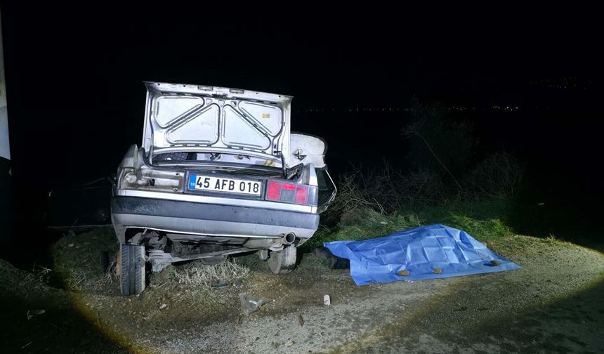 Manisa'da otomobil kazası can aldı!
