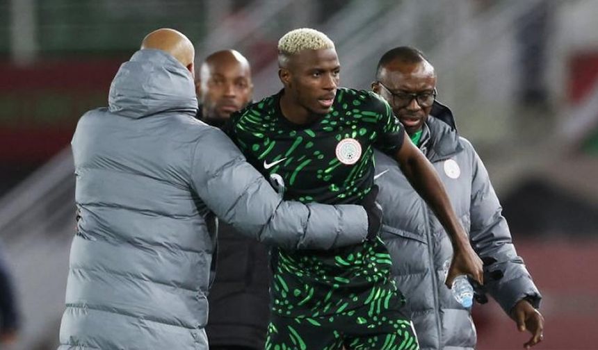 Osimhen Krizi Nijerya Kampında Gündem Oldu