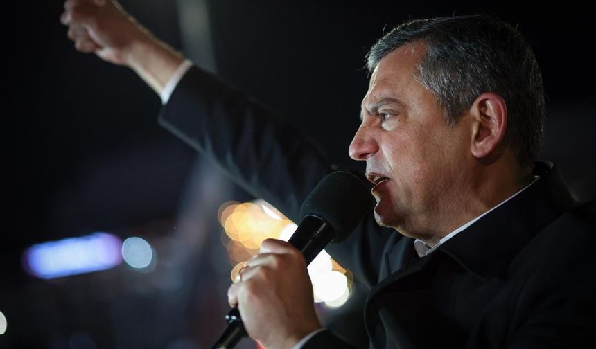 "Bu meydanlar doldukça bizi kimse yenemez"