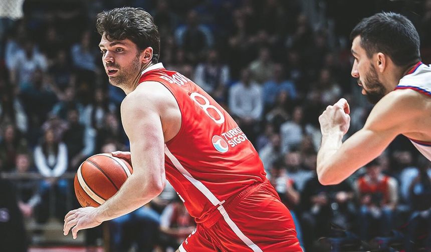 12 Dev Adam Belgrad’da Tarih Yazdı! Sırbistan’ı Deplasmanda Devirdik