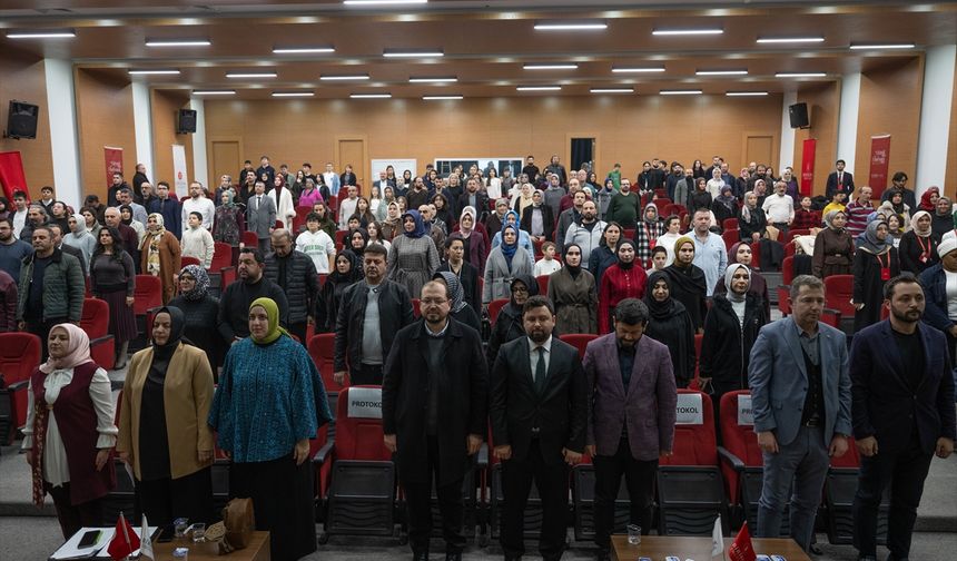 Ankara'da 'Kardeş Şehirler' temasıyla şiir gecesi düzenlendi