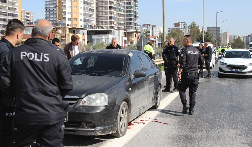 Araçta silahla vurulmuş halde ölü olarak bulundu