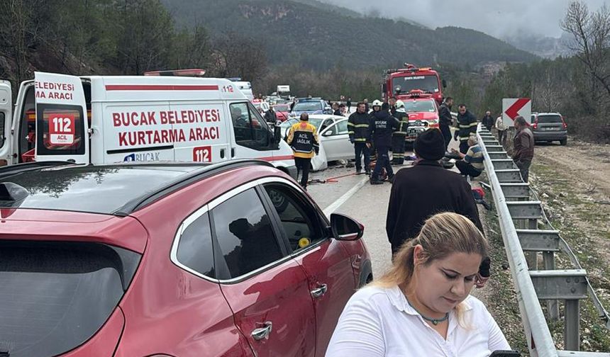 Burdur'da can alan kaza: 6 ölü