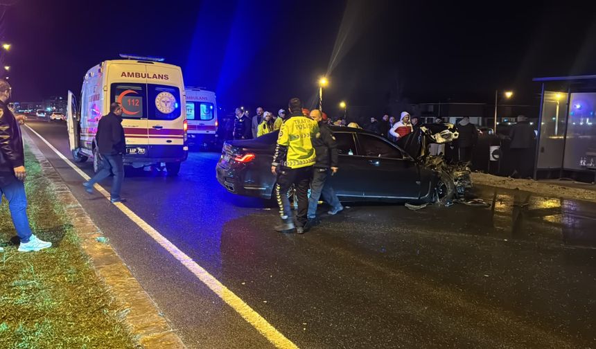 Düzce'de Kaza Sonucu Özel Halk Otobüsü Devrildi