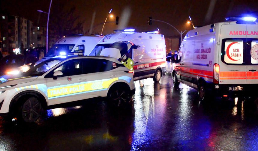 Erzurum'da korkutan trafik kazası!