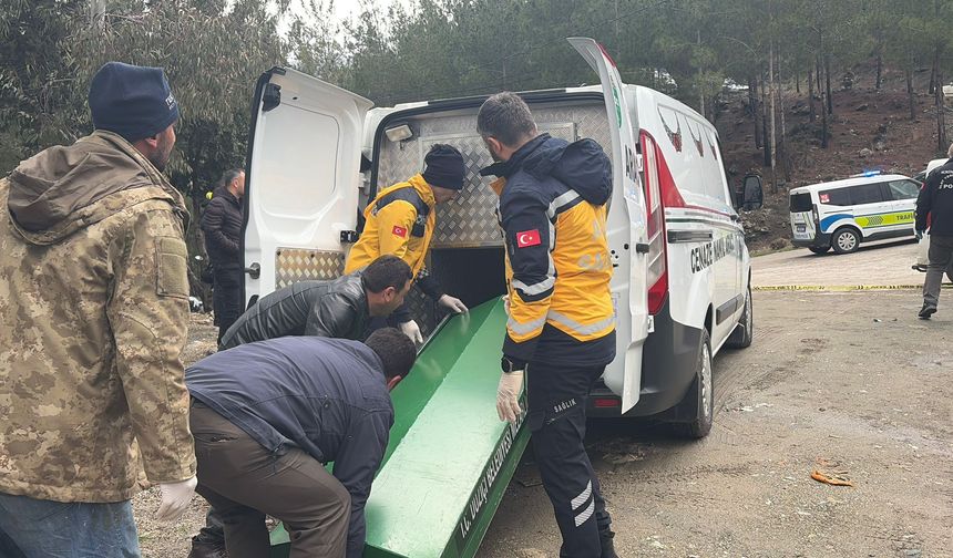 Eski eşinin tabancayla öldürdüğü İlknur toprağa verildi