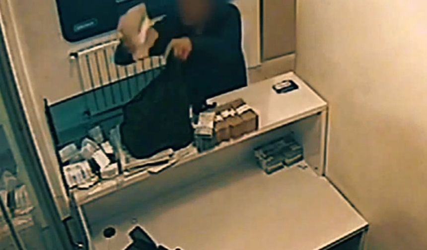 Kendisini polis olarak tanıtıp 4 milyon lira dolandırdı