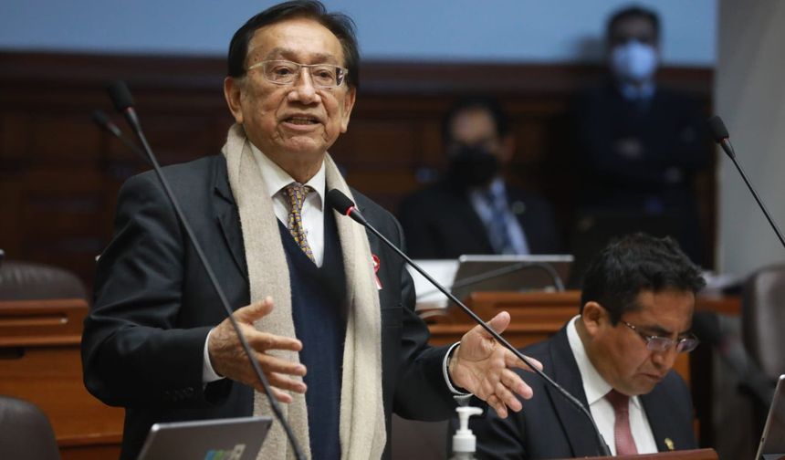 Peru'da yeni Geçici Devlet Başkanı seçildi