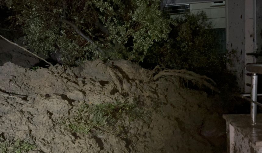 Turgutlu'da heyelan nedeniyle istinat duvarı çöktü