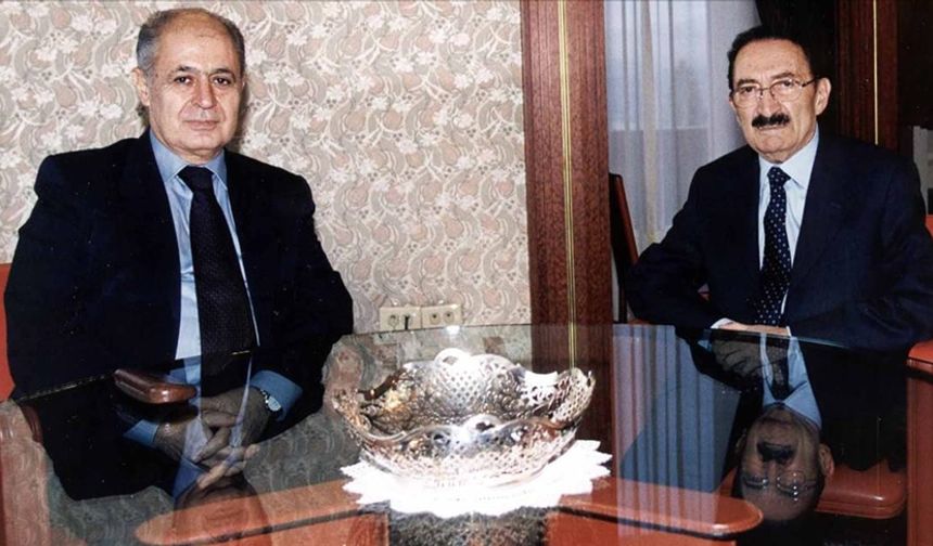 Bir "Fırlatma" ile Gelen Ekonomik Deprem: 2001 Anayasa Kitapçığı Krizi