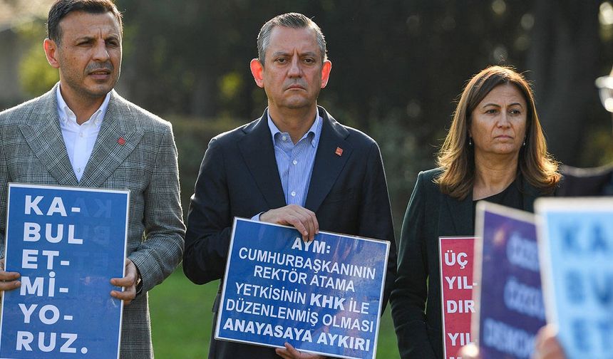 Özgür Özel, akademisyenlerin direnişine destek veriyor