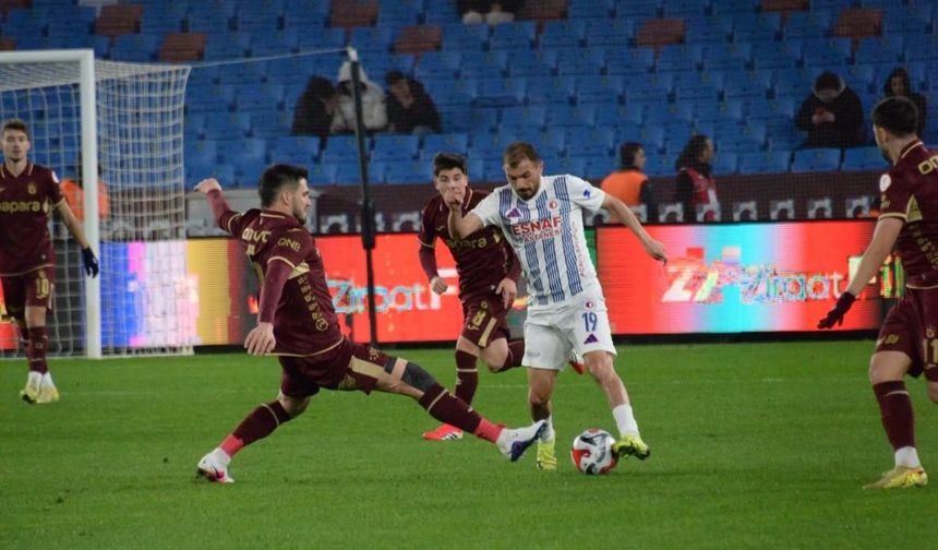 Bordo-mavililer Kupa'da şov yaptı!