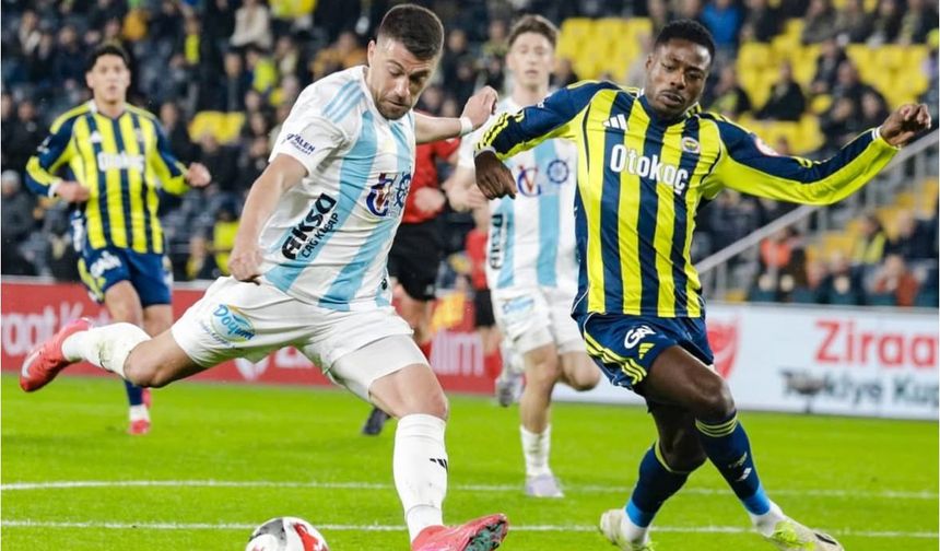 Fenerbahçe evinde geriden gelerek kazandı