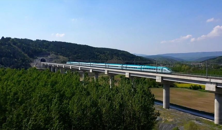 Bakan Uraloğlu: Yüksek hızlı trenlerle 110 milyon yolcu seyahat etti