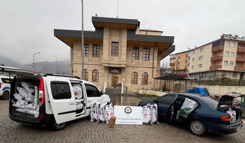 Sivas'ta kaçağı tütün operasyonuna 3 gözaltı