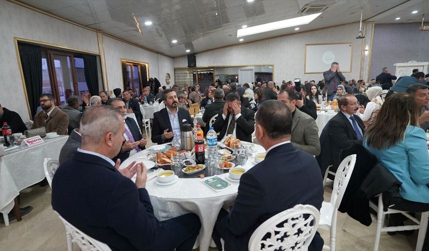 Yıldızeli Derneği’nden iftar programı