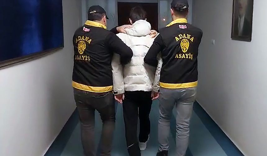 Adana'da iş yerinden elektronik ürünleri çaldılar