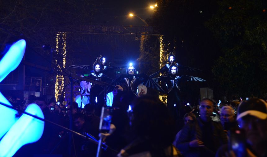 Adana’da tiyatro şöleni başladı