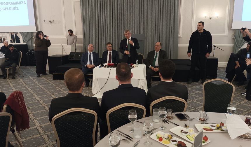 Davutoğlu: “Artık 3’üncü Dünya Savaşı’nın ortasındayız"