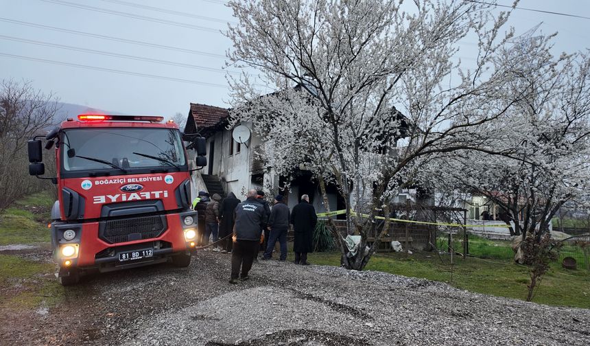 Düzce’de bir kadın dumandan zehirlenerek öldü