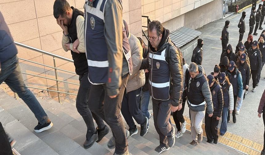 Eskişehir'de yasa dışı bahis ve dolandırıcılık operasyonu