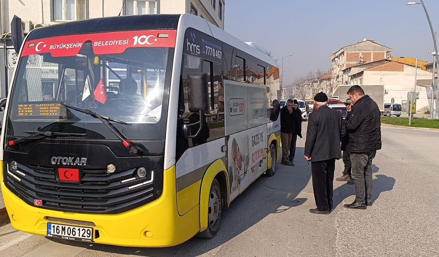 İnegöl'de minibüs ve özel halk otobüsü çarpıştı
