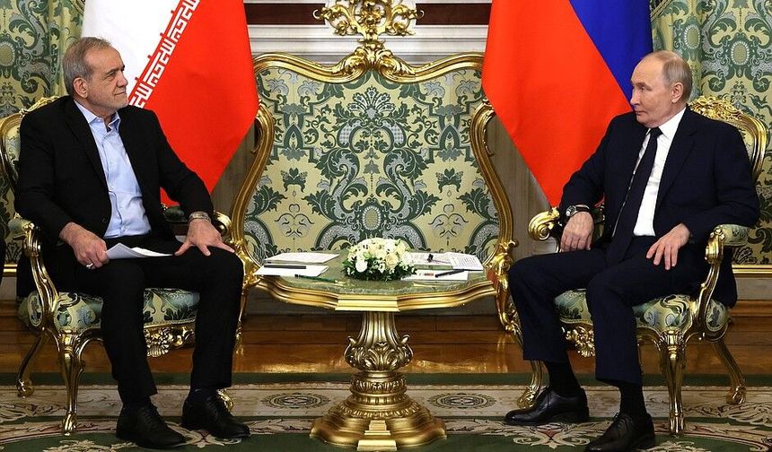 Putin ile Pezeşkiyan Ne Konuştu?