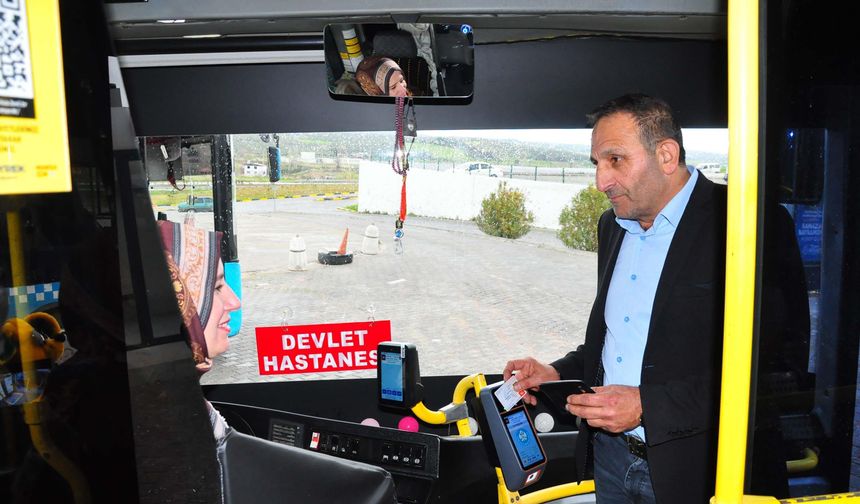 Soma'nın ilk kadın otobüs şoförü