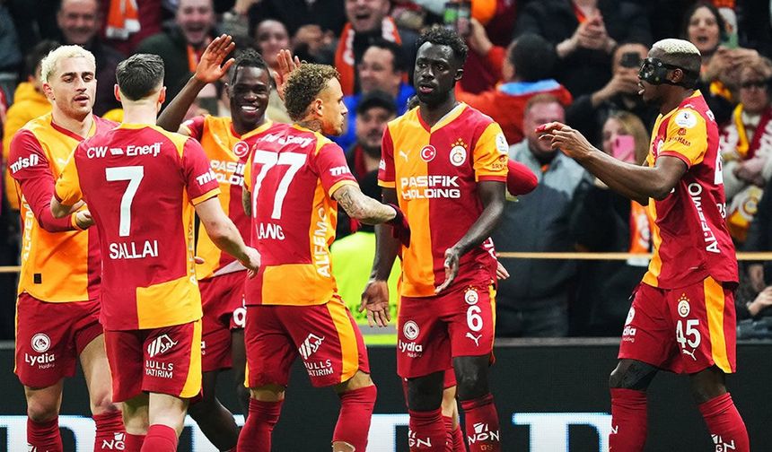 Galatasaray Şampiyonluğa Koşuyor... Başakşehir'i Yenip Farkı 7 Puana Çıkardı
