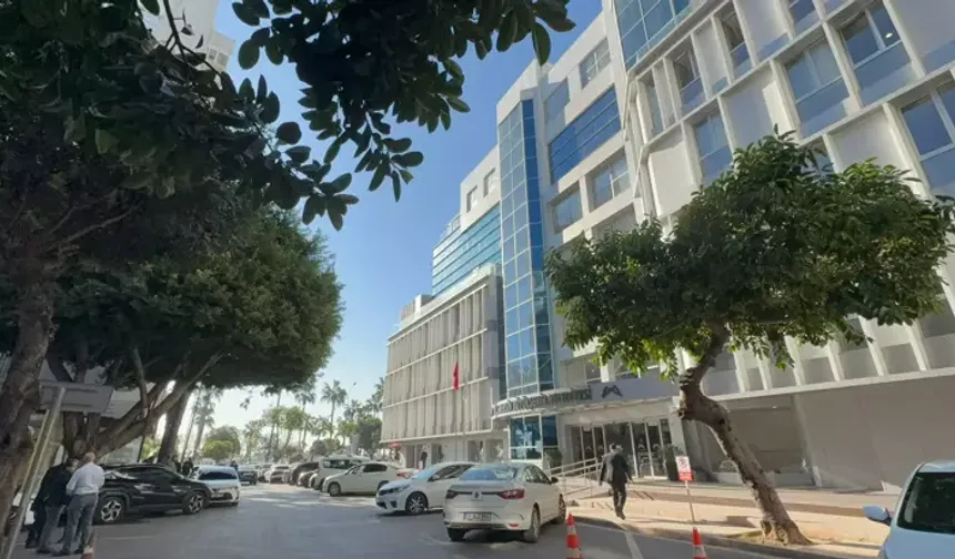 Mersin Büyükşehir Belediyesi'ne operasyon!