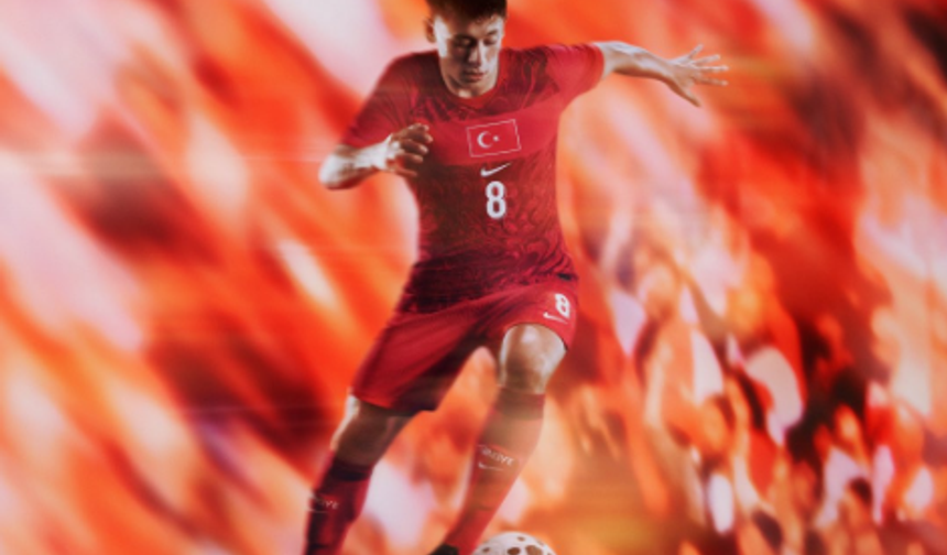 Milli Takım Yeni Formayı Tanıttı