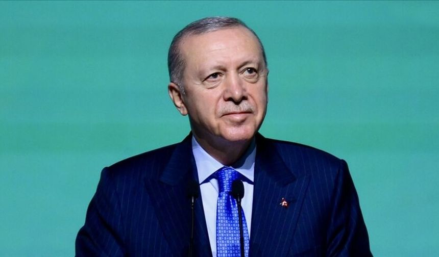 Cumhurbaşkanı Erdoğan, Aşık Veysel'i vefat yıl dönümünde andı