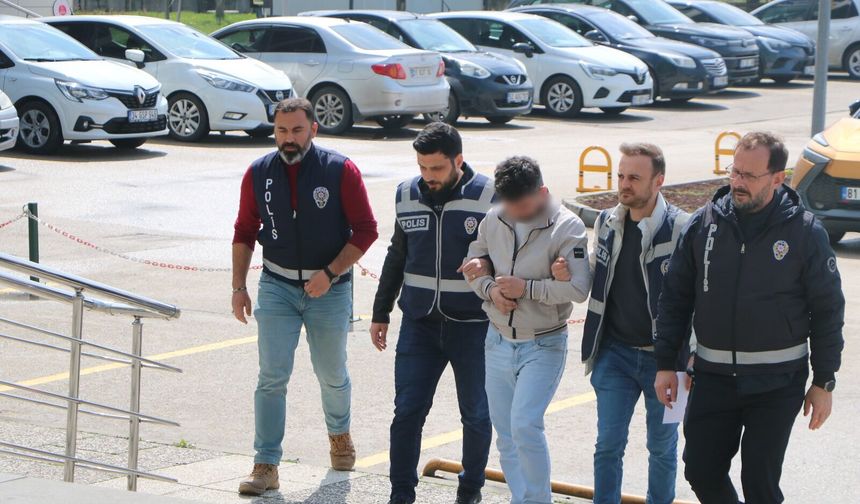 2 Kadını 4 Milyon TL Dolandırdı