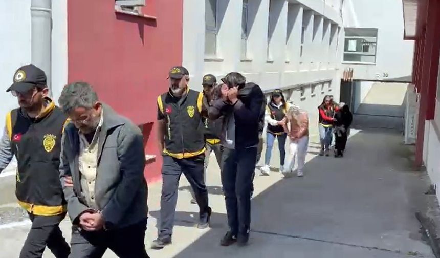 Adana'da Masaj Salonlarına 'Fuhuş' Operasyonu