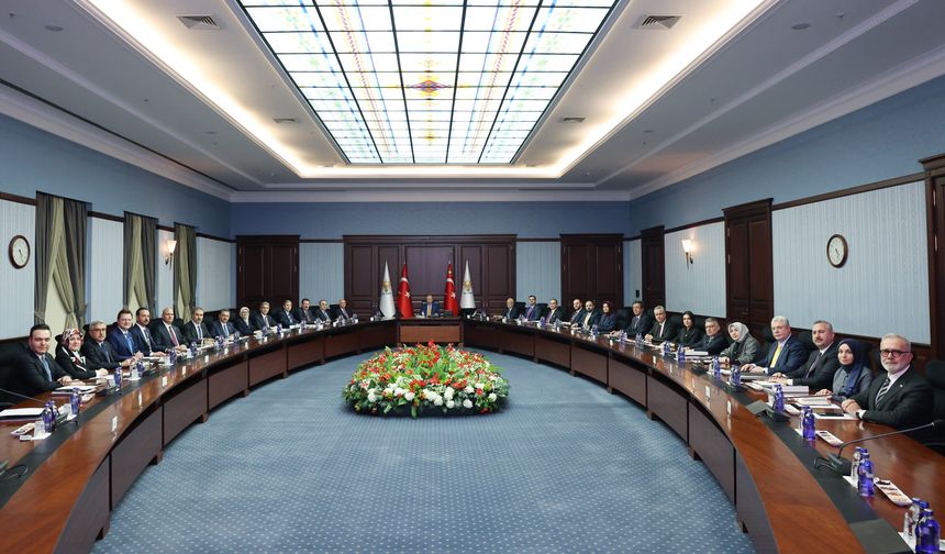 AK Parti MYK Erdoğan başkanlığında toplandı