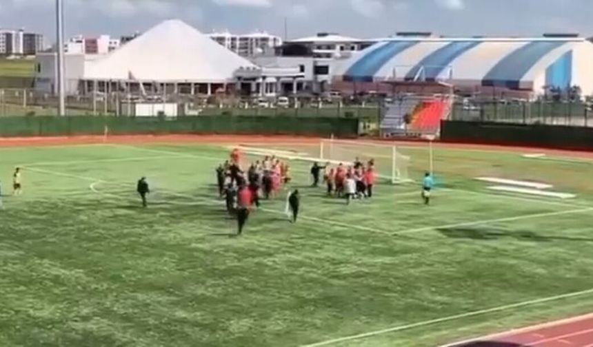 Amatör Maçta Rakibinin Burnunu Kırdı Kadro Dışı Kaldı!