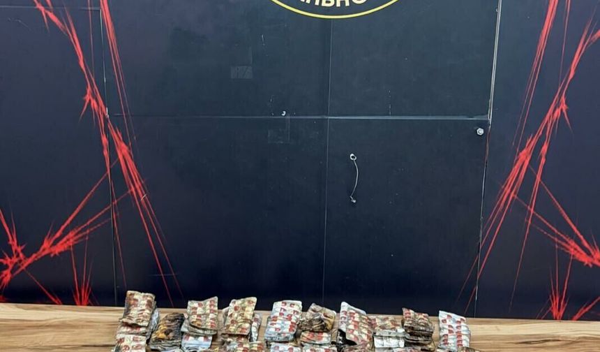 Ev yangınında uyuşturucu madde bulundu
