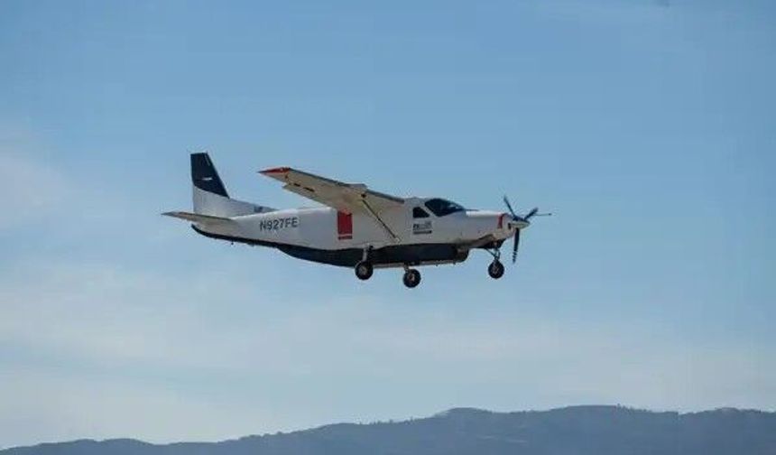 Güney Sudan'da Cessna 208 Caravan tipi yolcu uçağı düştü
