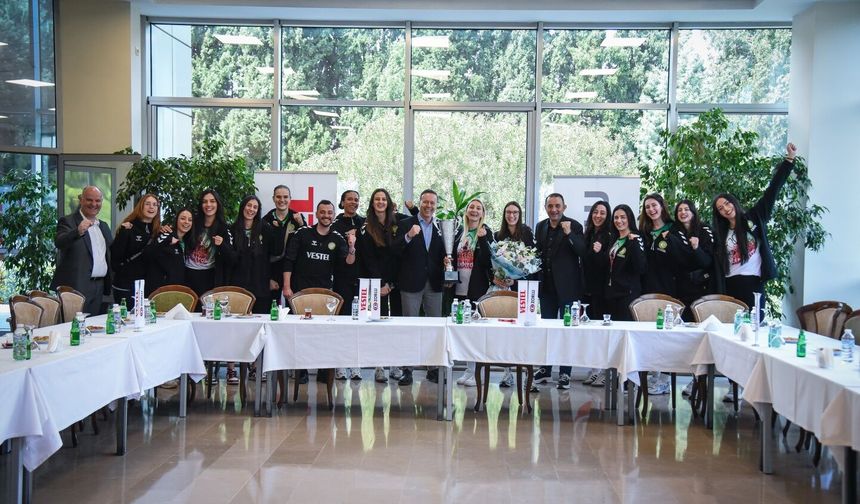 Manisa Büyükşehir Belediyespor'dan anlamlı vefa: Ferdi Zeyrek unutulmadı