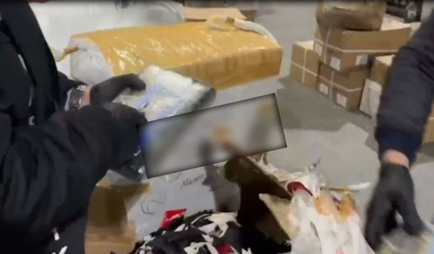 Mersin'de 5 Kilo 872 Gram Kokain Ele Geçirildi