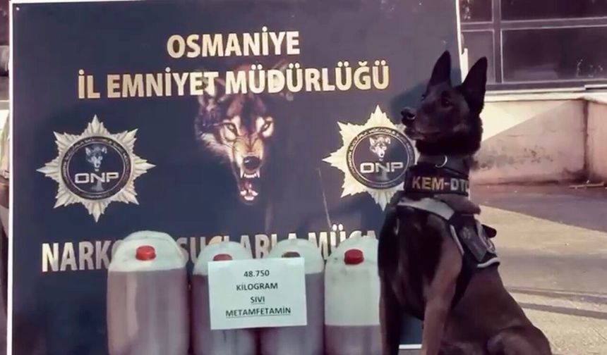 Otomobilin yakıt deposunda metamfetamin bulundu