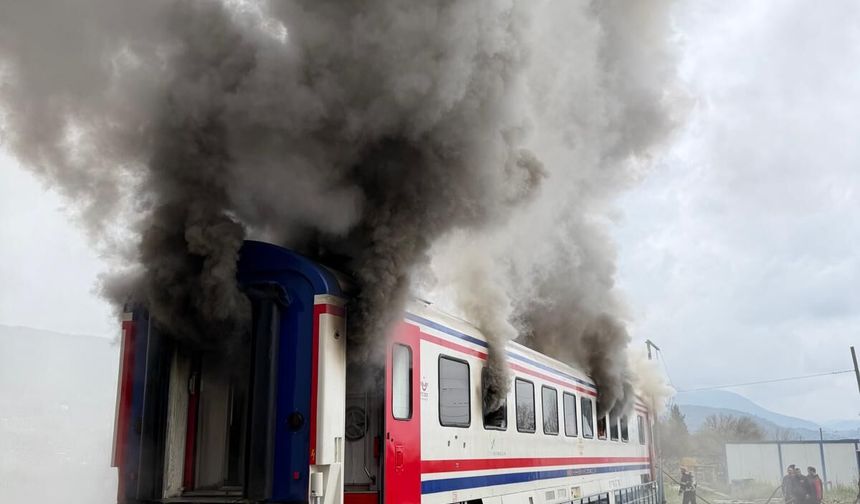 Sakarya'da vagon alev alev yandı