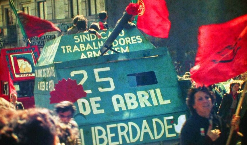 Portekiz'in Baharı: Karanfil Devrimi