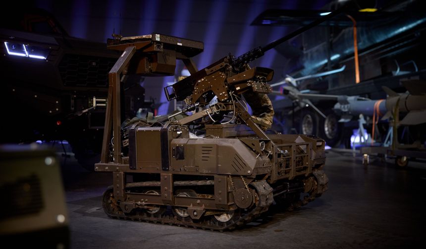 Dünyada Bir İlk: Ukrayna'da Robotlar Cephe Ele Geçirdi!