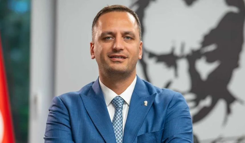 Bornova Belediye Başkanı Ömer Eşki gözaltına alındı!