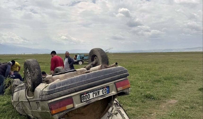 Afyonkarahisar'da feci kaza: 1 ölü, 5 yaralı